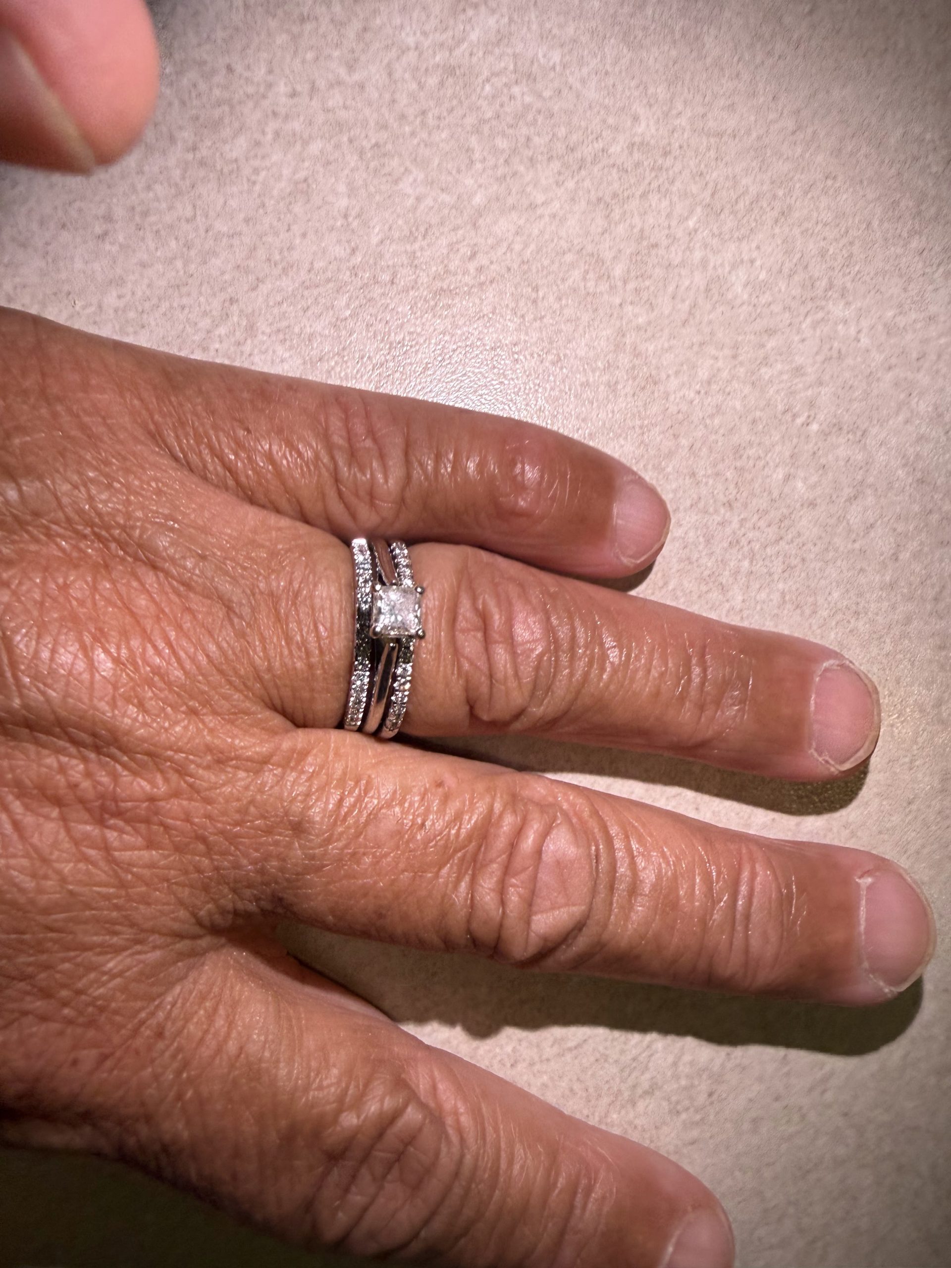 Kim’s matching anniversary ring