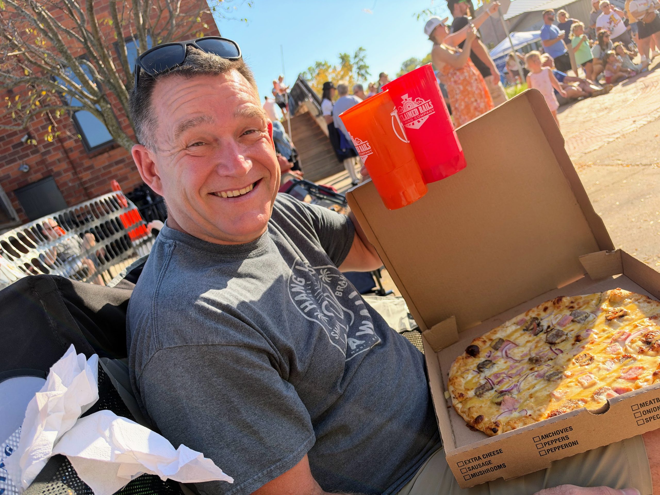Pizza and souvenir steins—hard to improve on that